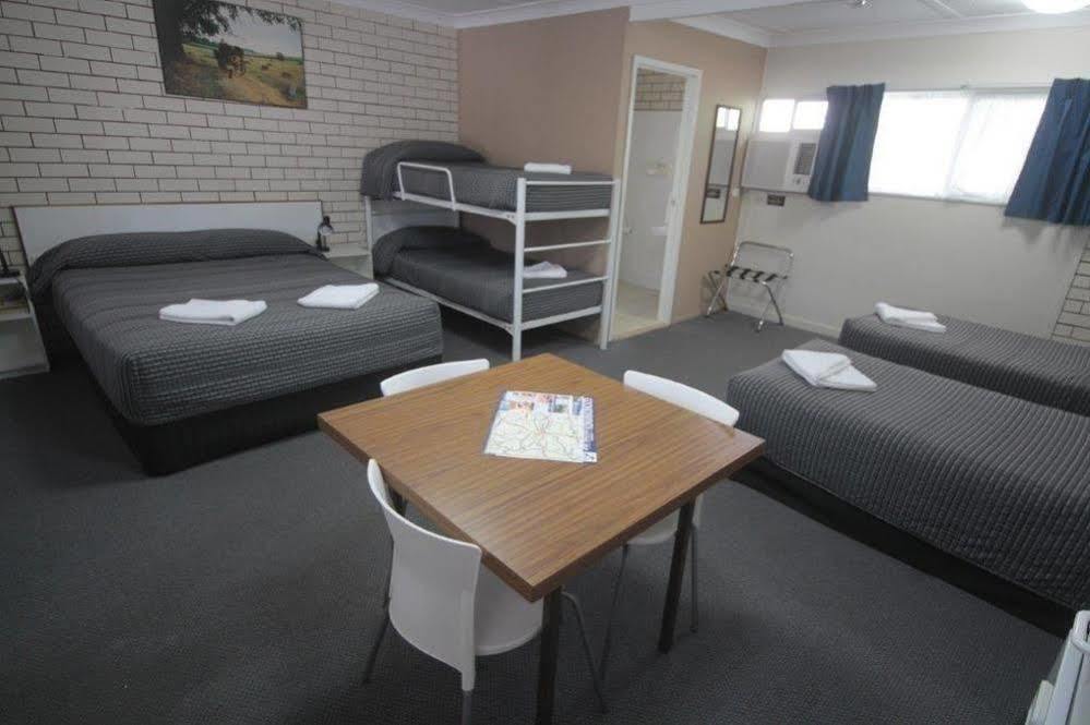 Binalong Motel Goondiwindi Exterior photo